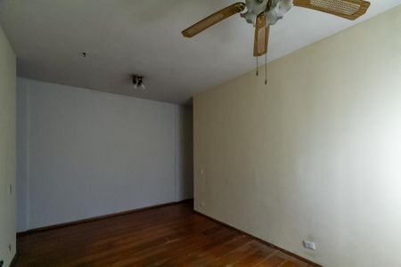 Apartamento à venda com 68m², 2 quartos e 1 vaga Apartamento à venda com 68m², 2 quartos e 1 vagaSala