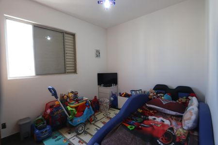 Apartamento à venda com 75m², 3 quartos e 1 vagaQuarto 2