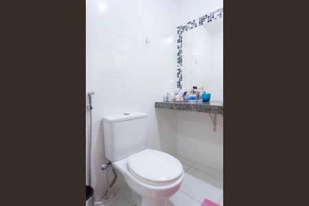 Apartamento à venda com 105m², 4 quartos e 3 vagas Apartamento à venda com 105m², 4 quartos e 3 vagasBanheiro da Suíte