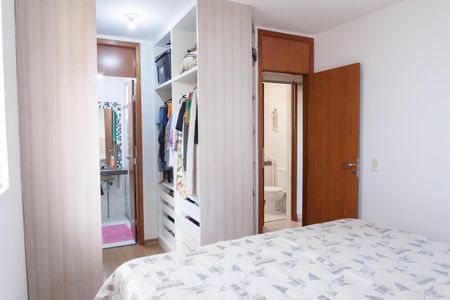 Apartamento à venda com 105m², 4 quartos e 3 vagas Apartamento à venda com 105m², 4 quartos e 3 vagassuite