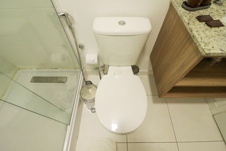 Studio à venda com 45m², 0 quarto e sem vaga Studio à venda com 45m², 0 quarto e sem vagaBanheiro