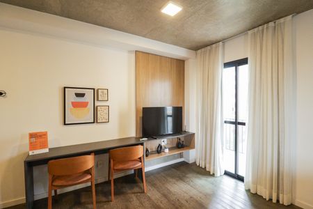 Studio à venda com 45m², 0 quarto e sem vaga Studio à venda com 45m², 0 quarto e sem vagaStudio