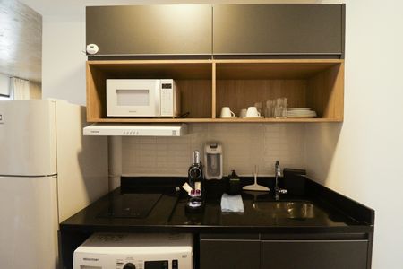 Studio à venda com 45m², 0 quarto e sem vaga Studio à venda com 45m², 0 quarto e sem vagaStudio