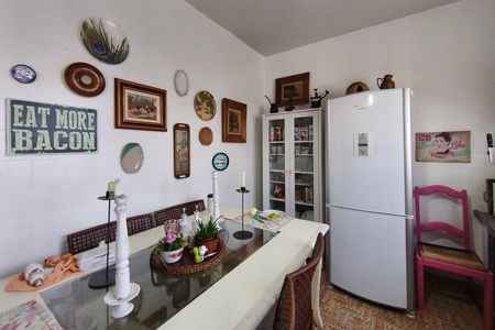 Casa à venda com 300m², 4 quartos e 1 vaga Casa à venda com 300m², 4 quartos e 1 vagaSala de Jantar