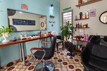 Casa à venda com 300m², 4 quartos e 1 vaga Casa à venda com 300m², 4 quartos e 1 vagaSala