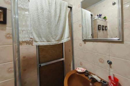 Casa à venda com 300m², 4 quartos e 1 vaga Casa à venda com 300m², 4 quartos e 1 vagaBanheiro Suíte