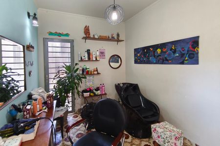 Casa à venda com 300m², 4 quartos e 1 vaga Casa à venda com 300m², 4 quartos e 1 vagaSala