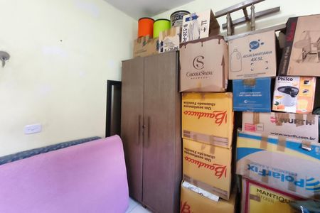 Casa à venda com 300m², 4 quartos e 1 vaga Casa à venda com 300m², 4 quartos e 1 vagaCasa 2 - Quarto