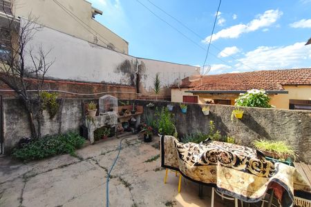 Casa à venda com 300m², 4 quartos e 1 vaga Casa à venda com 300m², 4 quartos e 1 vagaQUintal - Fundoso