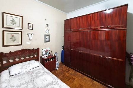 Casa à venda com 300m², 4 quartos e 1 vaga Casa à venda com 300m², 4 quartos e 1 vagaQuarto Suíte
