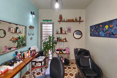Casa à venda com 300m², 4 quartos e 1 vaga Casa à venda com 300m², 4 quartos e 1 vagaSala