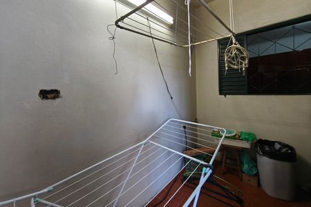 Casa à venda com 300m², 4 quartos e 1 vaga Casa à venda com 300m², 4 quartos e 1 vagaQuarto 4