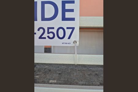 Casa à venda com 330m², 5 quartos e 6 vagasplaquinha 