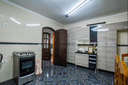 Casa à venda com 330m², 5 quartos e 6 vagasCozinha 2