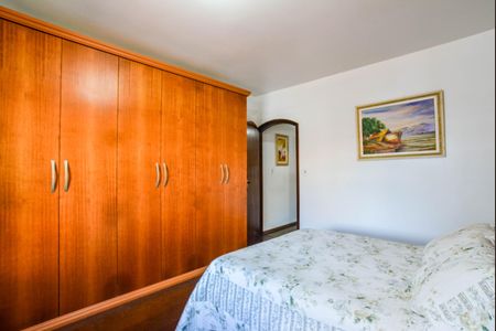 Casa à venda com 330m², 5 quartos e 6 vagasQuarto Suíte