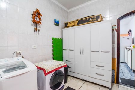 Casa à venda com 330m², 5 quartos e 6 vagasÁrea de Serviço