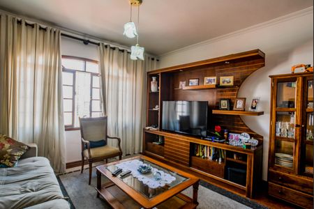 Casa à venda com 330m², 5 quartos e 6 vagasSala 1