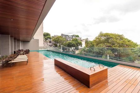 Apartamento à venda com 70m², 1 quarto e 1 vagaPiscina