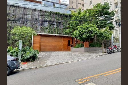 Apartamento à venda com 70m², 1 quarto e 1 vagaFachada