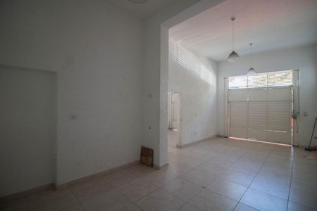 Casa à venda com 250m², 3 quartos e 3 vagasGARAGEM