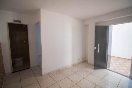 Casa à venda com 250m², 3 quartos e 3 vagasEDÍCULA