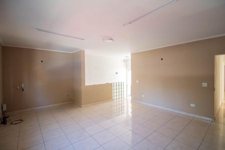 Casa à venda com 250m², 3 quartos e 3 vagasSALA