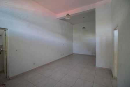 Casa à venda com 250m², 3 quartos e 3 vagasGARAGEM