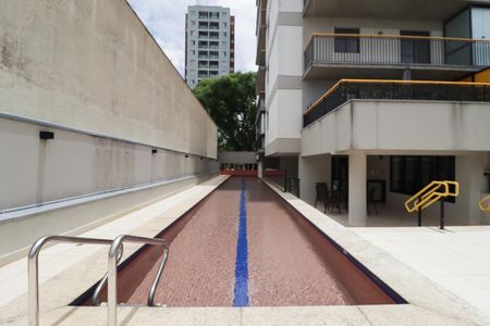 Studio à venda com 33m², 0 quarto e sem vagaPiscina