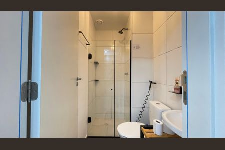 Studio para alugar com 33m², 1 quarto e sem vaga Studio para alugar com 33m², 1 quarto e sem vagaBanheiro