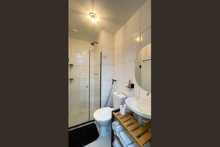 Studio para alugar com 33m², 1 quarto e sem vaga Studio para alugar com 33m², 1 quarto e sem vagaBanheiro