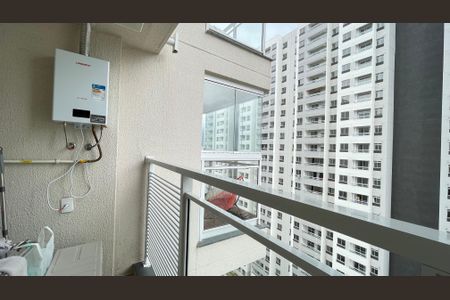 Studio para alugar com 33m², 1 quarto e sem vaga Studio para alugar com 33m², 1 quarto e sem vagaVaranda