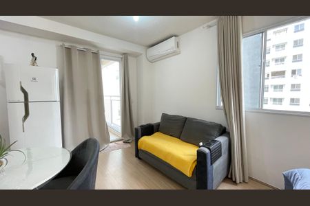 Studio para alugar com 33m², 1 quarto e sem vaga Studio para alugar com 33m², 1 quarto e sem vagaKitnet
