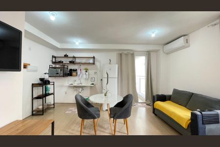 Studio para alugar com 33m², 1 quarto e sem vaga Studio para alugar com 33m², 1 quarto e sem vagaKitnet