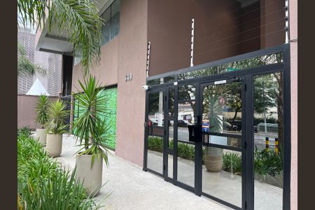 Apartamento para alugar com 36m², 1 quarto e 1 vaga Apartamento para alugar com 36m², 1 quarto e 1 vagaFachada do Prédio