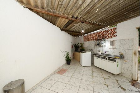 Casa à venda com 384m², 2 quartos e 8 vagas Casa à venda com 384m², 2 quartos e 8 vagasCozinha