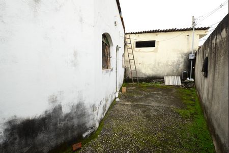 Casa à venda com 384m², 2 quartos e 8 vagas Casa à venda com 384m², 2 quartos e 8 vagasQuintal