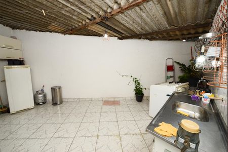 Casa à venda com 384m², 2 quartos e 8 vagas Casa à venda com 384m², 2 quartos e 8 vagasCozinha