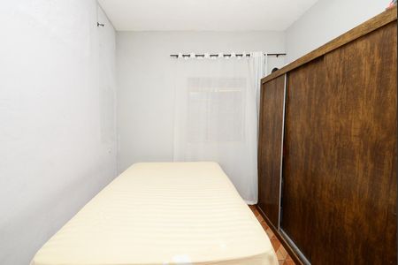 Casa à venda com 384m², 2 quartos e 8 vagas Casa à venda com 384m², 2 quartos e 8 vagasQuarto 1