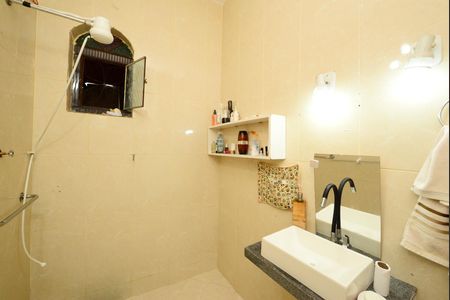 Casa à venda com 384m², 2 quartos e 8 vagas Casa à venda com 384m², 2 quartos e 8 vagasBanheiro