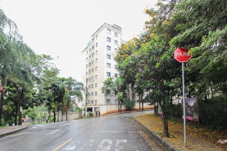 Apartamento à venda com 75m², 3 quartos e 2 vagasFachada