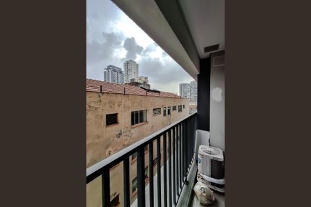 Studio para alugar com 23m², 1 quarto e sem vaga Studio para alugar com 23m², 1 quarto e sem vagaVaranda