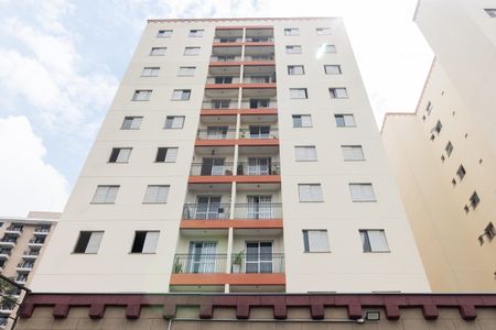Apartamento para alugar com 57m², 2 quartos e 1 vagaFachada