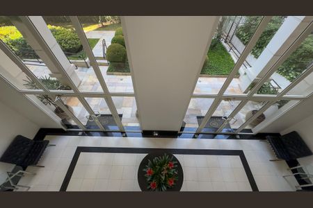 Apartamento à venda com 110m², 2 quartos e 2 vagas Apartamento à venda com 110m², 2 quartos e 2 vagasHall de entrada