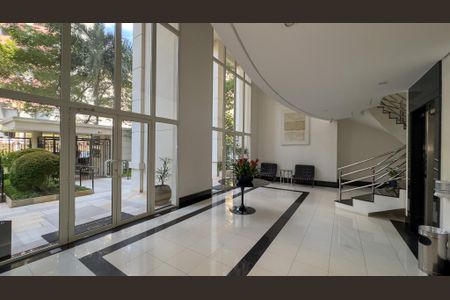 Apartamento à venda com 110m², 2 quartos e 2 vagas Apartamento à venda com 110m², 2 quartos e 2 vagasHall de entrada