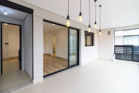 Apartamento para alugar com 70m², 2 quartos e 1 vagaVista/Varanda