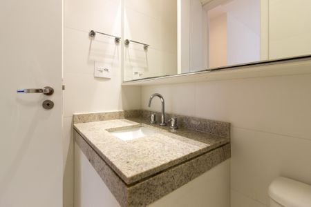 Apartamento para alugar com 70m², 2 quartos e 1 vagaBanheiro da Suíte