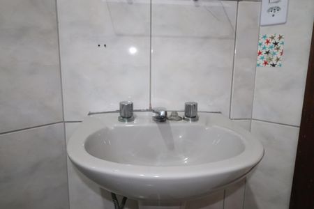 Apartamento à venda com 200m², 2 quartos e 2 vagasBanheiro 2