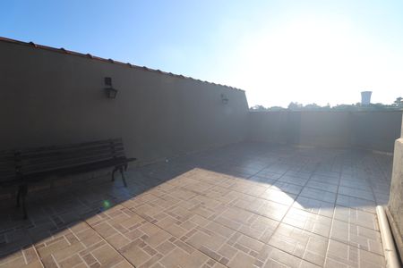 Apartamento à venda com 200m², 2 quartos e 2 vagasCobertura