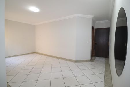 Apartamento à venda com 200m², 2 quartos e 2 vagasSala