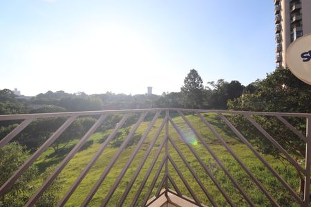 Apartamento à venda com 200m², 2 quartos e 2 vagasVaranda Quarto 1